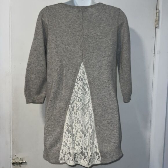 THE LIMITED Grey 3/4 Sleeve Lace Back Sweater-XS - Picture 5 of 10